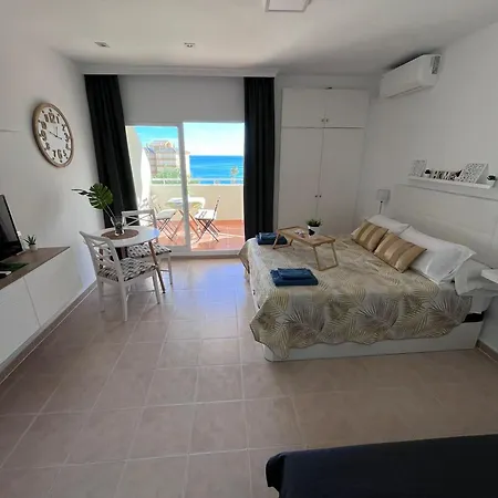 Benalbeach Holidays Benalmadena Exterior photo