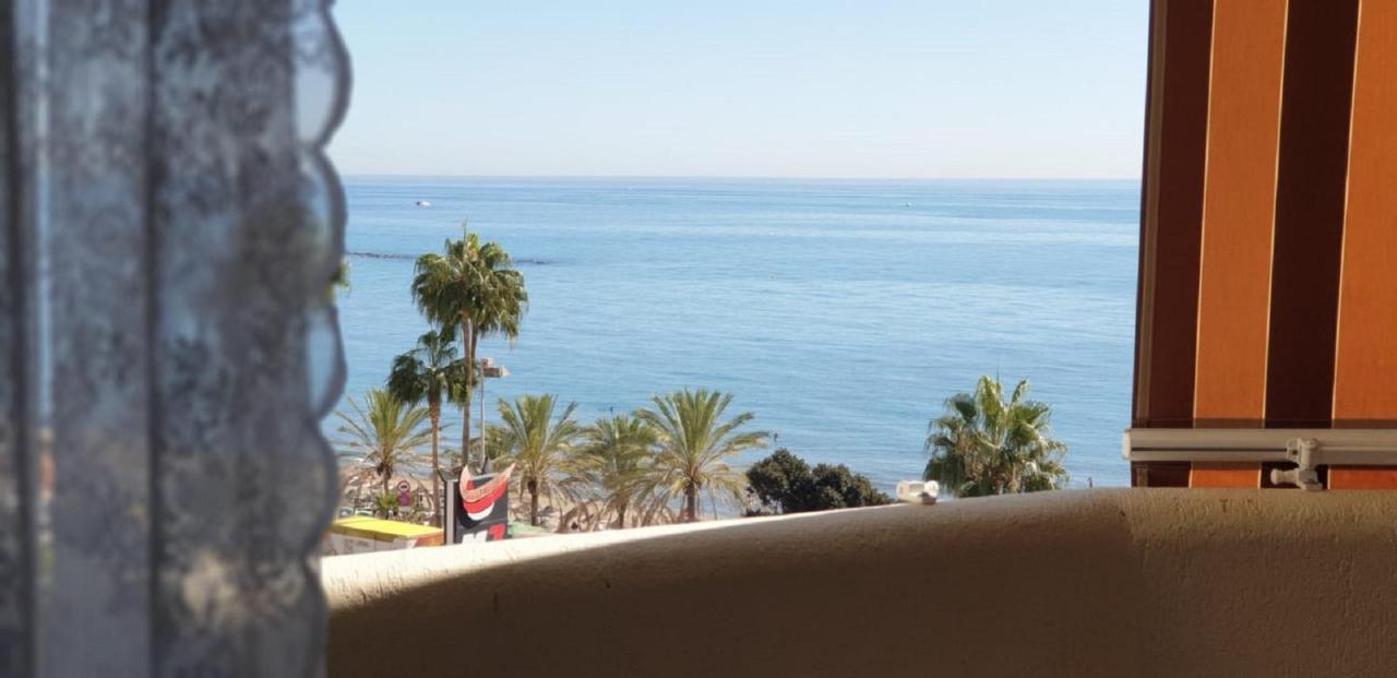 Benalbeach Holidays Apartament *